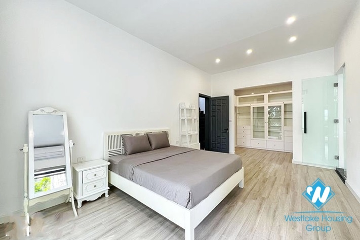 Gorgeous house with large green garden  for rent in Tay Ho, Hanoi